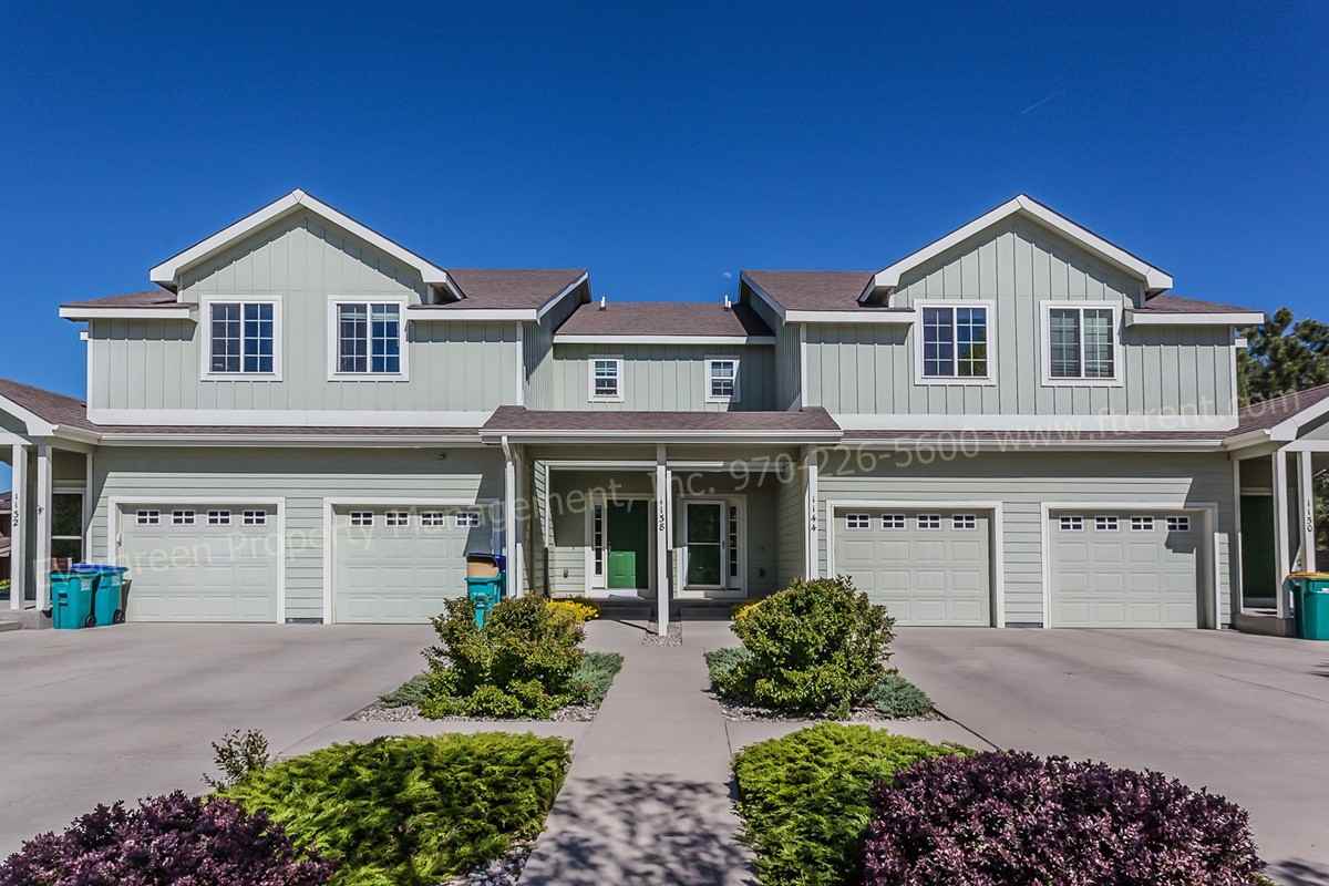 1144 Montgomery St - Photo 2 of 37