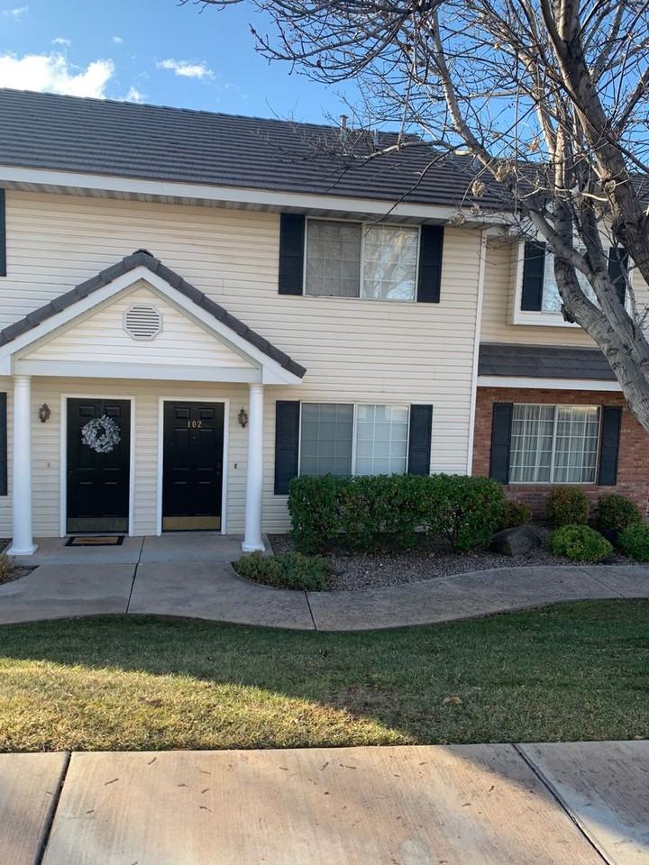 1735 W 540 N #102 - Photo 2 of 12