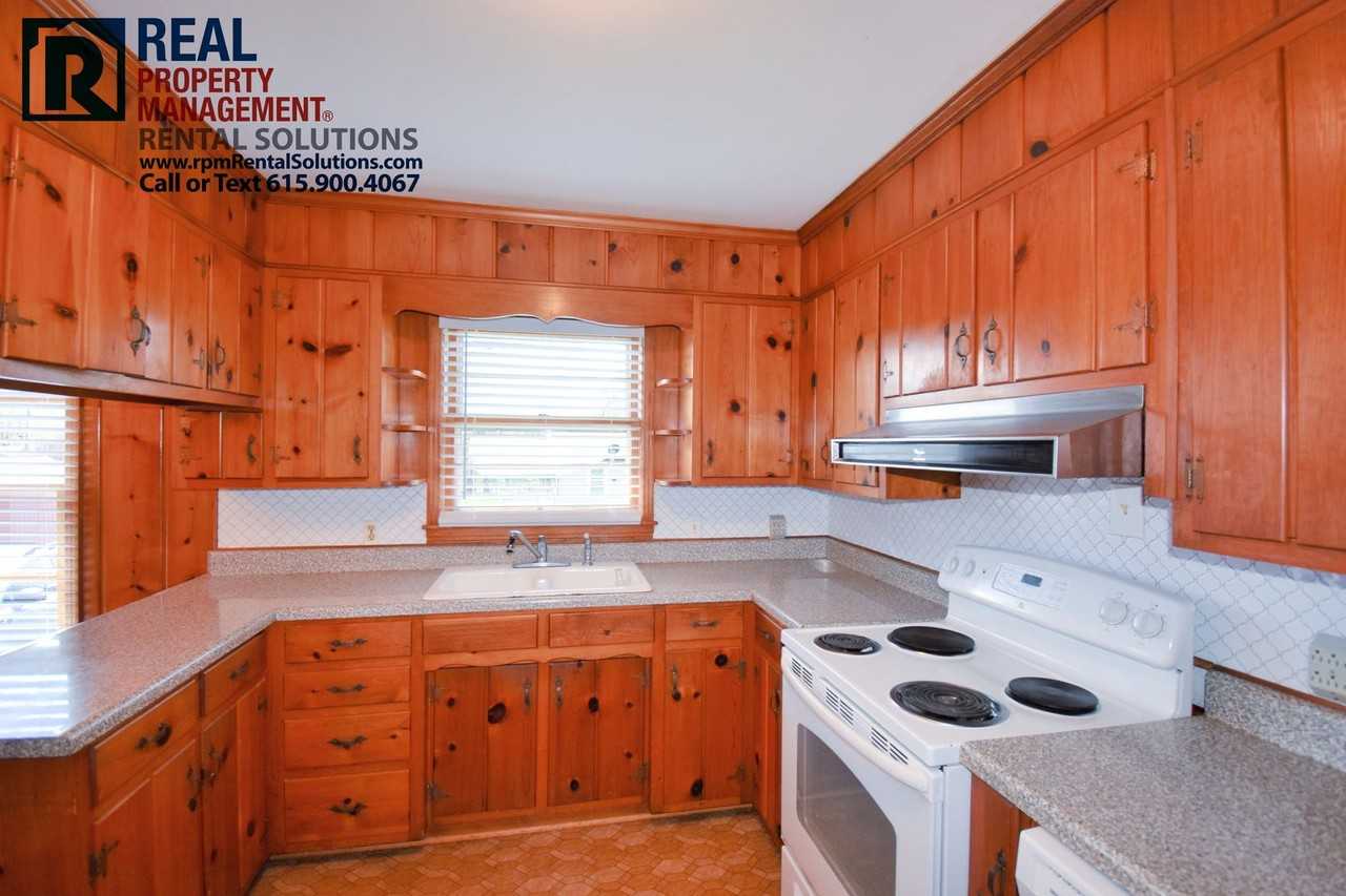 46 Armstrong Ave - Photo 5 of 18