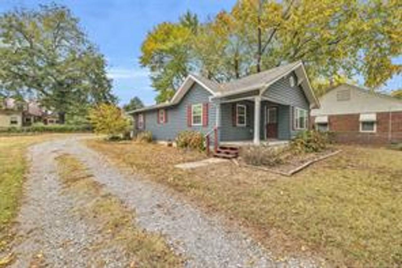 136 N Louisville Ave - Photo 3 of 28