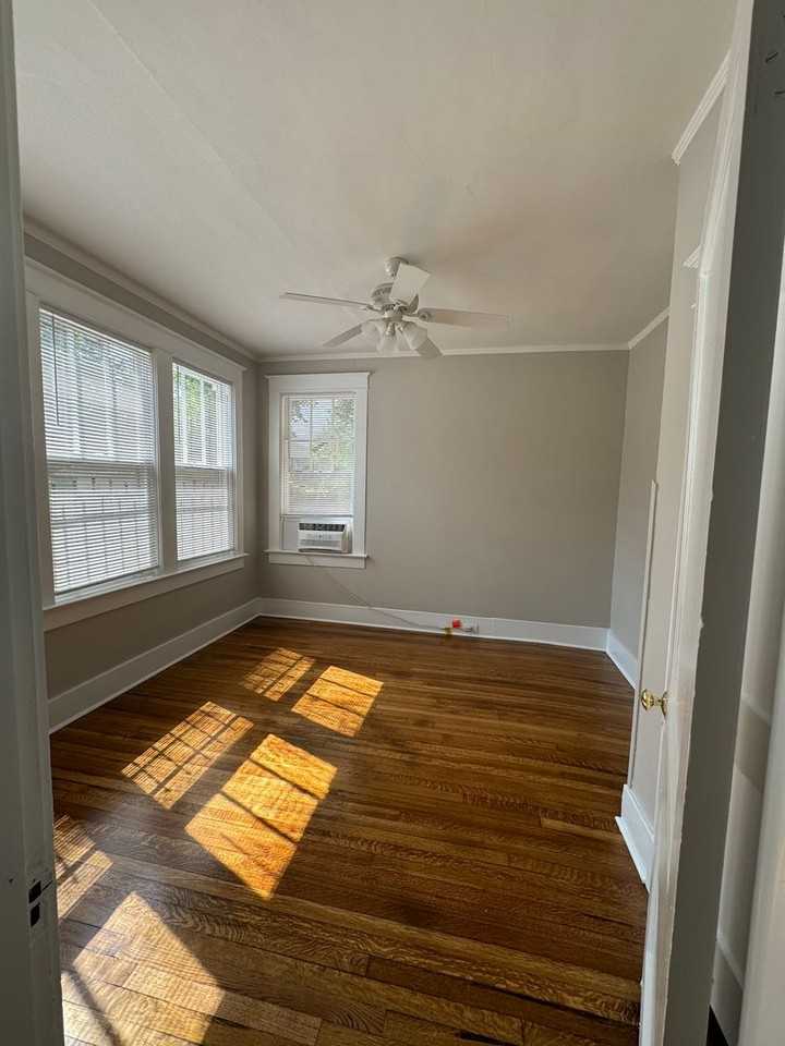 1931 Mignon Ave - Photo 3 of 6