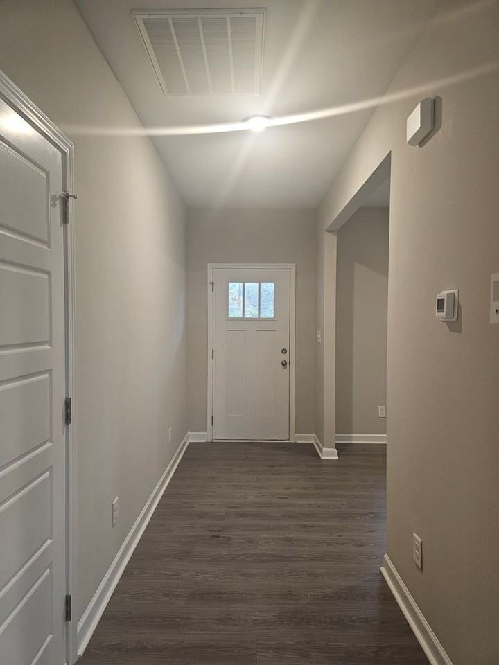 338 E David Parnell St - Photo 2 of 18