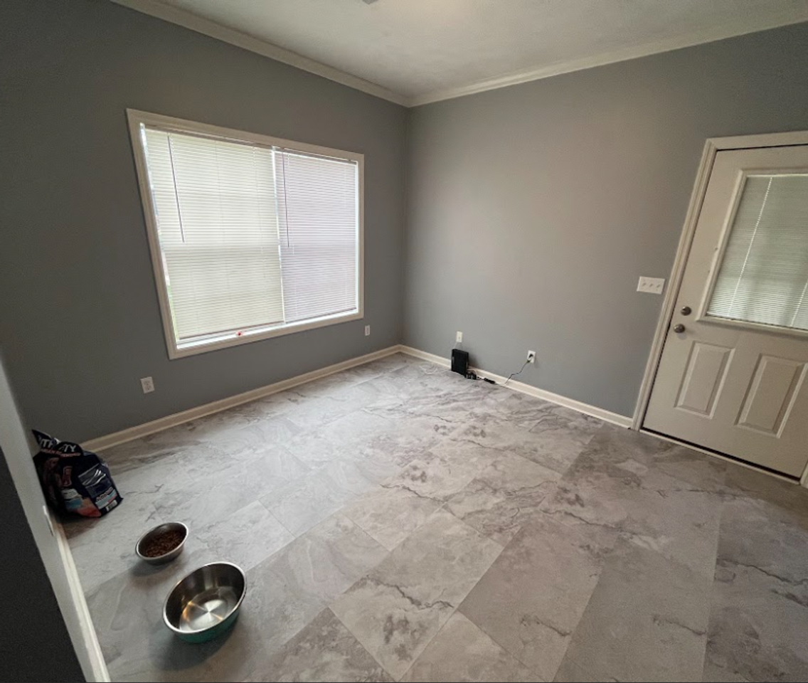 118 Tomlinson Dr - Photo 3 of 15
