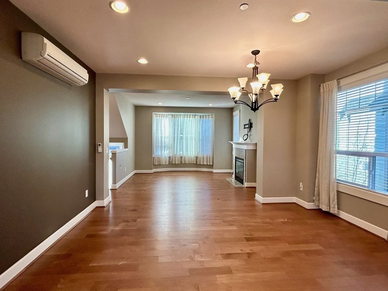 1374 Brooklyn Walk Ne - Photo 5 of 20