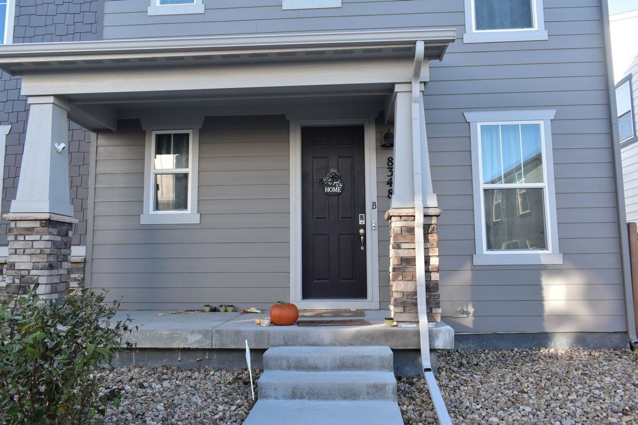 8348 Howell St - Photo 2 of 25