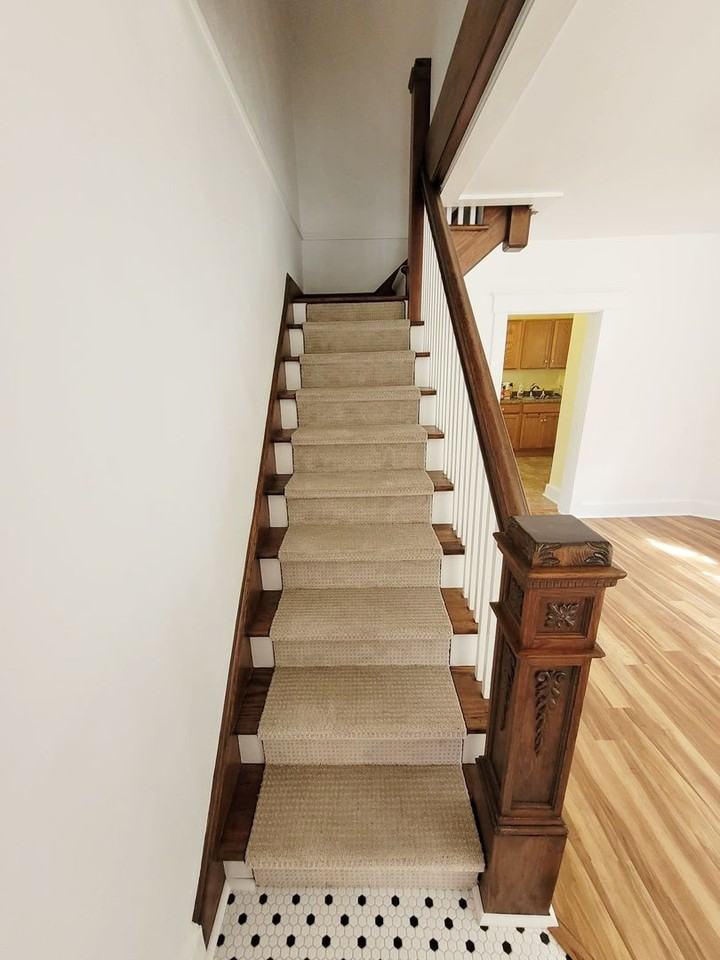 154 Lake St - Photo 7 of 9