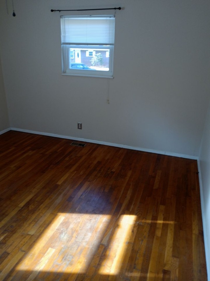 4106 Sanford Drive - Photo 3 of 16