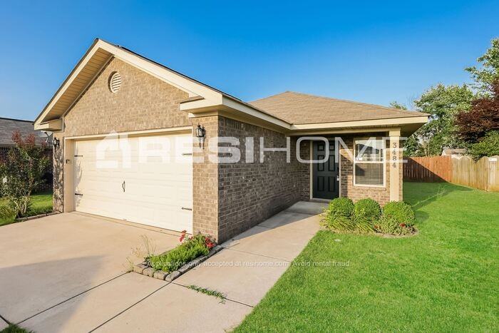 3484 Avalon Lake Dr - Photo 3 of 19