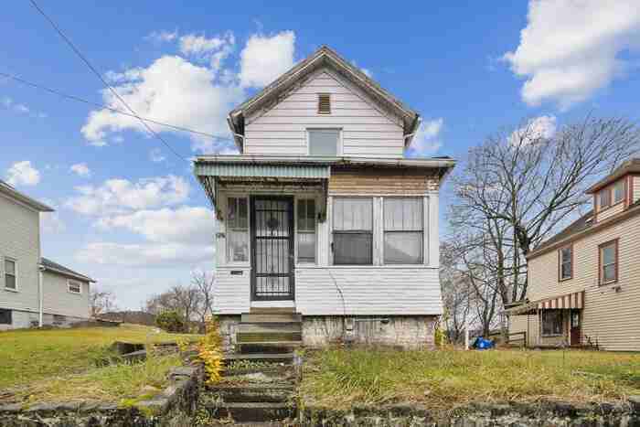 1216 Erie St - Photo 3 of 30