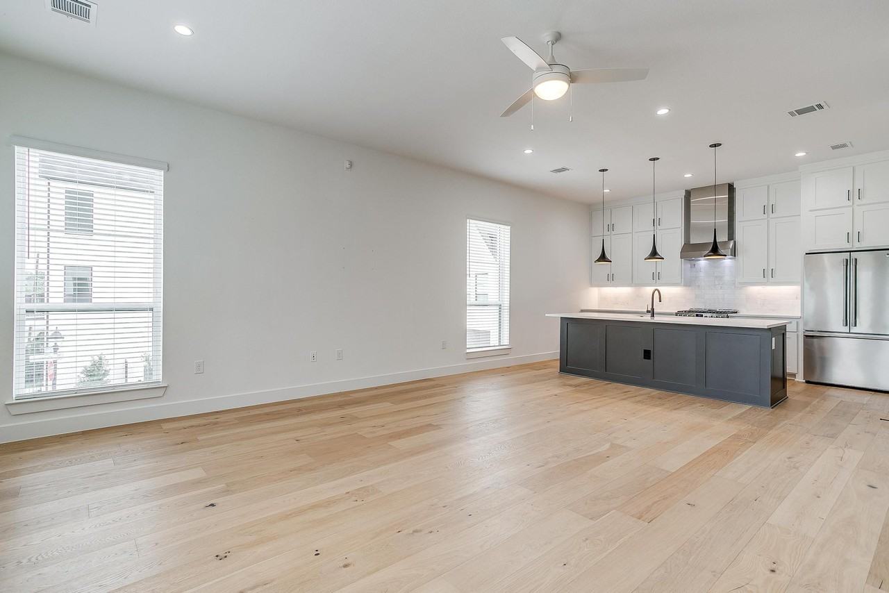 131 Thornton St #NA - Photo 2 of 9