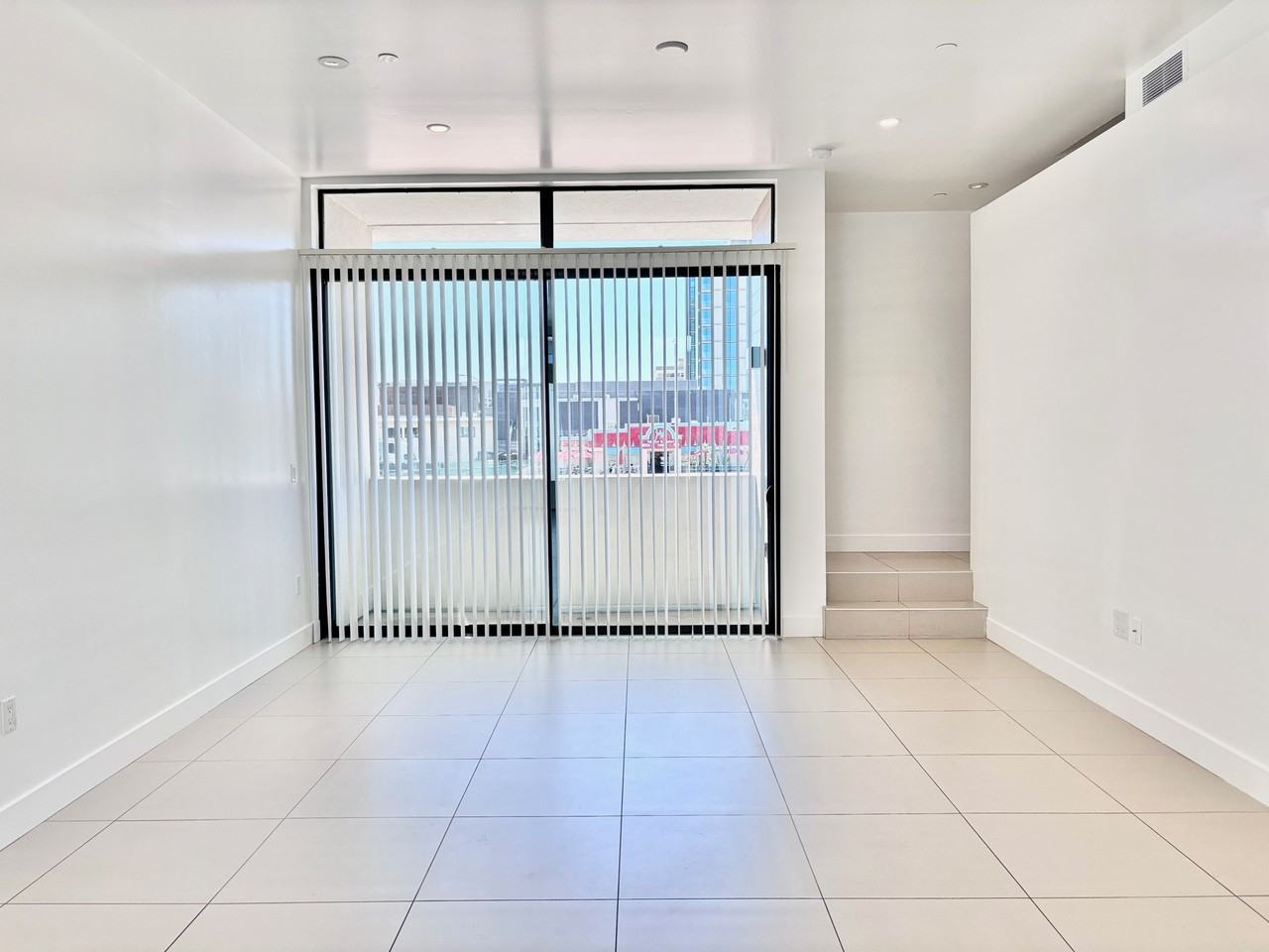 7301 E Minnezona Ave #1005 - Photo 6 of 50