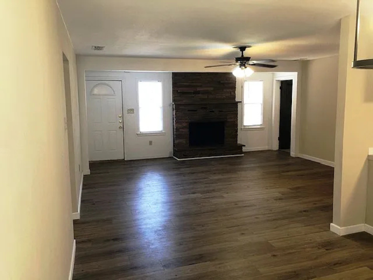 2618 44th St #NA - Photo 2 of 14