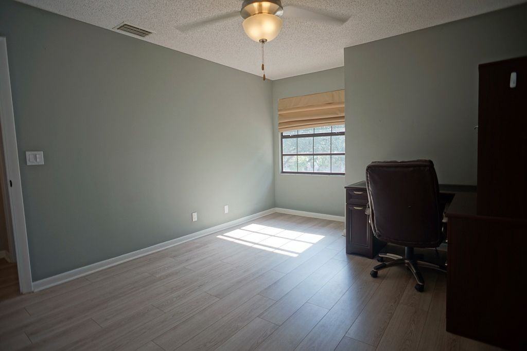 Nw 105th Ave #NA - Photo 6 of 12