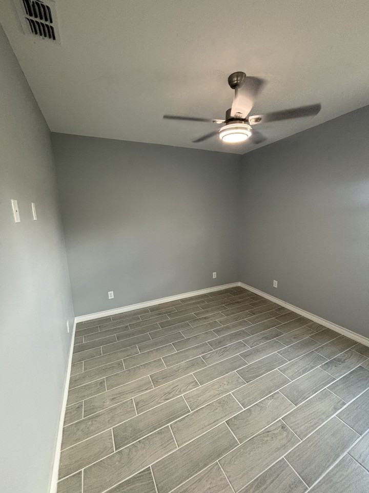 2602 Clearview St Apt 4 #NA - Photo 7 of 17