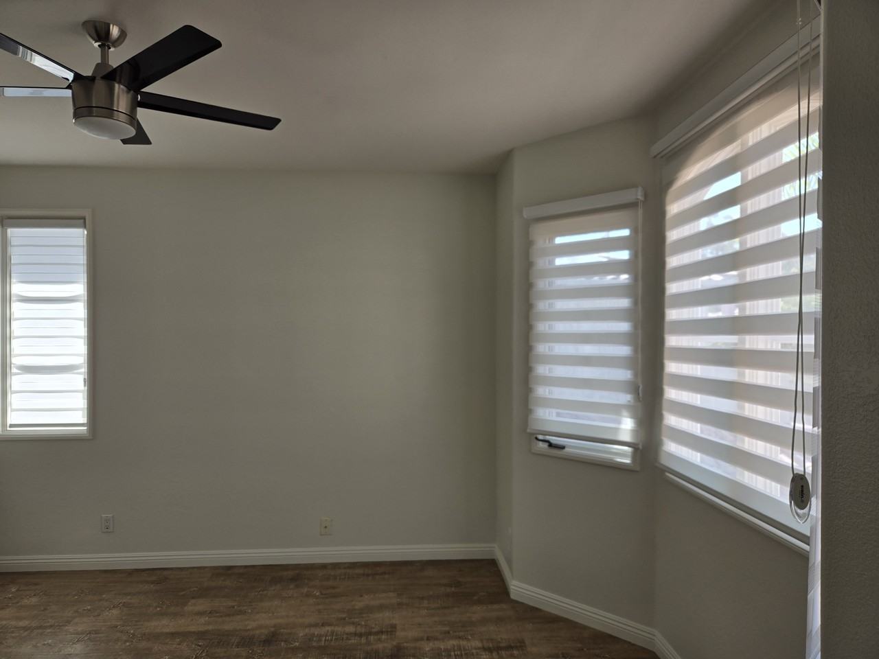 3122 Hamburg Sq - Photo 2 of 20