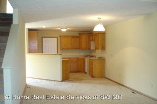 Westwood Ave - Photo 2 of 4