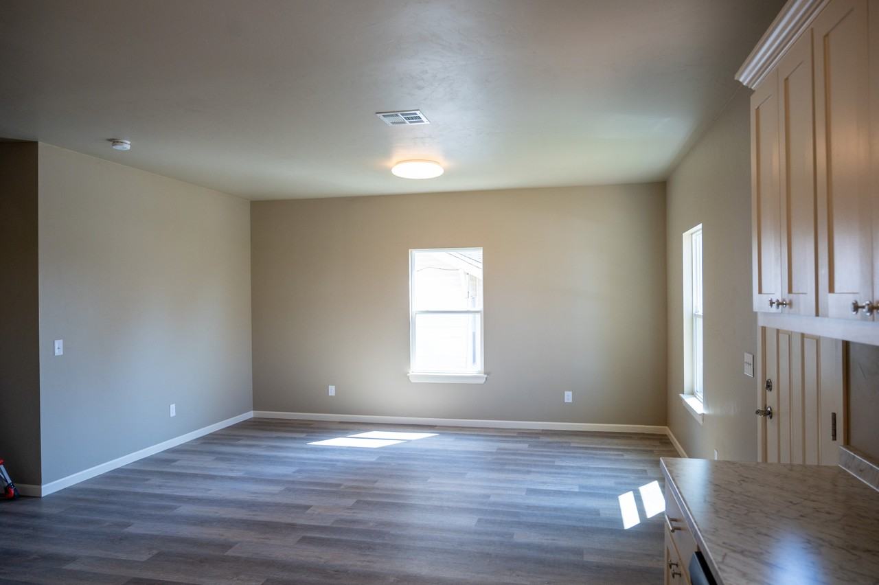 2105 Ne 12th St #NA - Photo 3 of 12