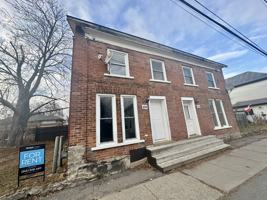 featured image of 109 Clothier St E #1