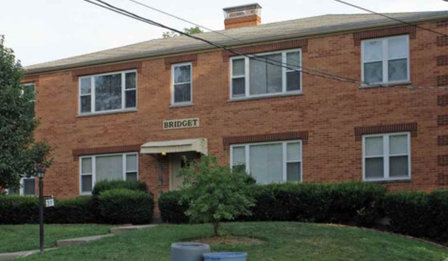 37 Holly Woods Drive #2