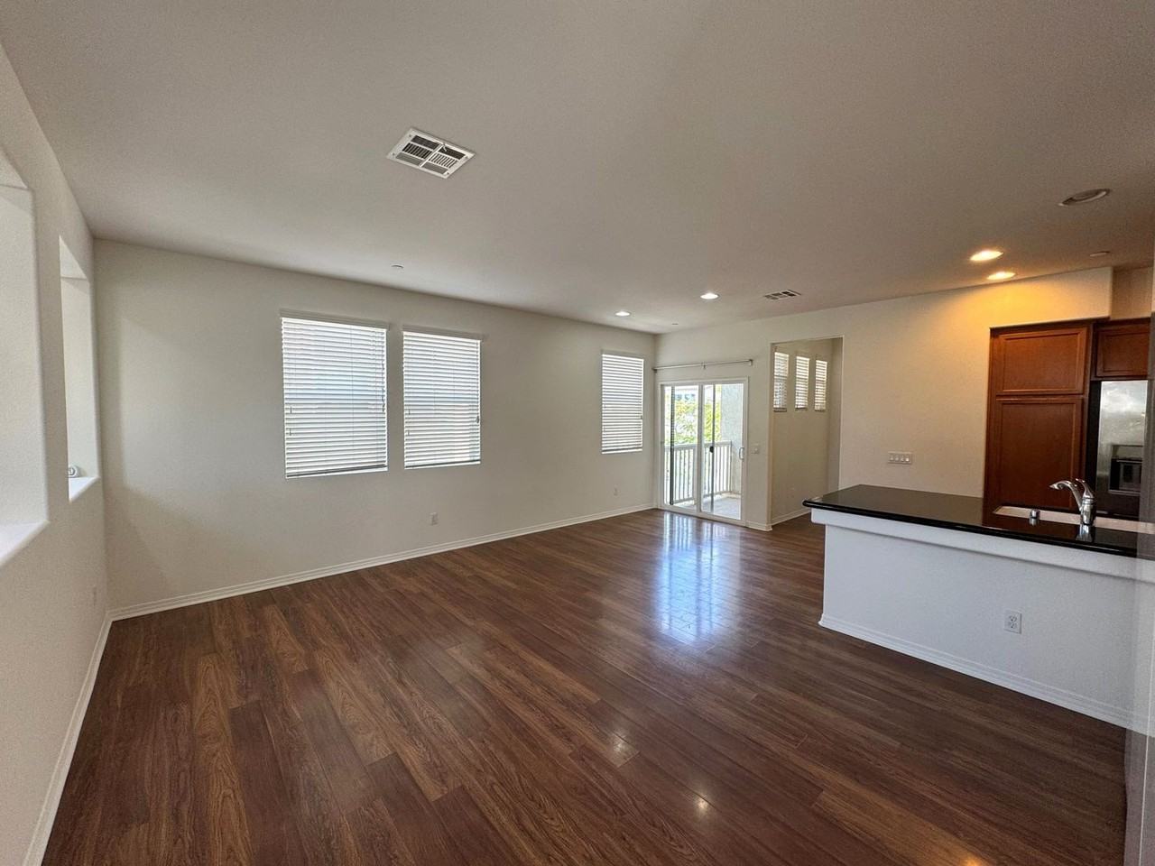 3108 Lisbon Ln - Photo 4 of 29