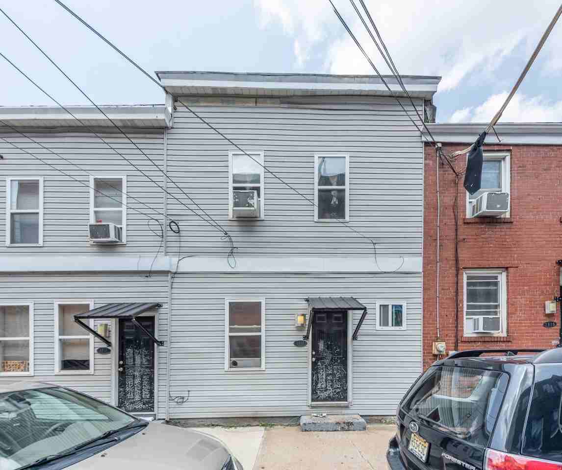 *** Apartments in the Southside *One Block to E. Carson * Modern Renovations * Pet Friendly * Available Now *** - Photo 7 of 50