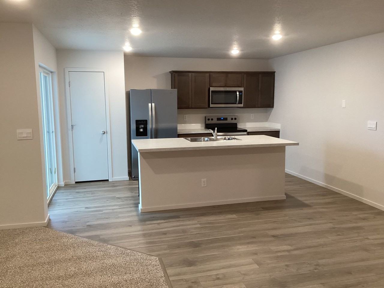 133 S Panda Ct - Photo 5 of 19