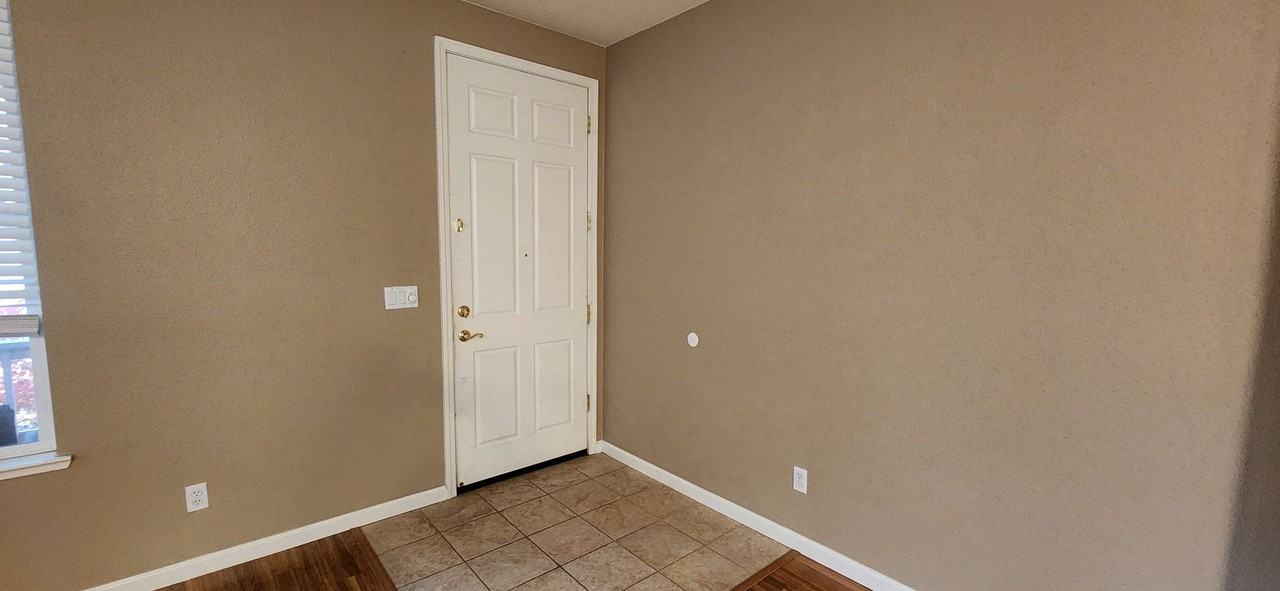 9736 Sage Thrasher Cir - Photo 2 of 17