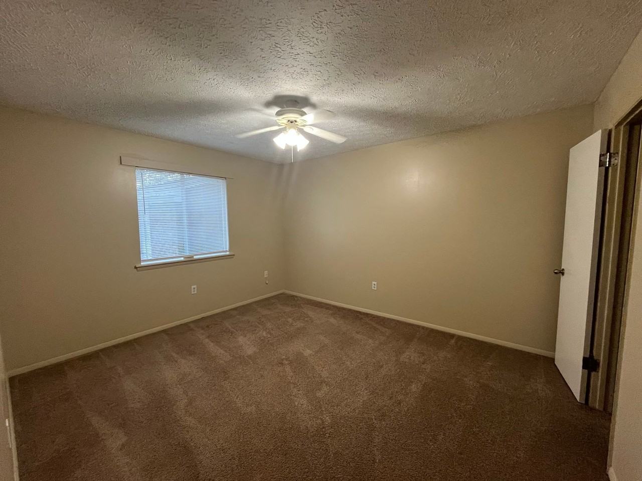 Midtown at 56th Apartments - Photo 6 of 7