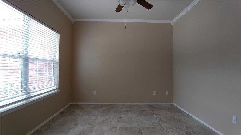 19909 Canterwood Ln - Photo 6 of 38