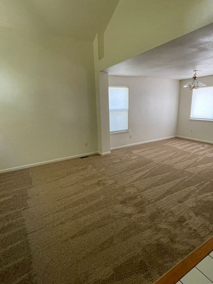 8669 Aberdeen Cir - Photo 6 of 11