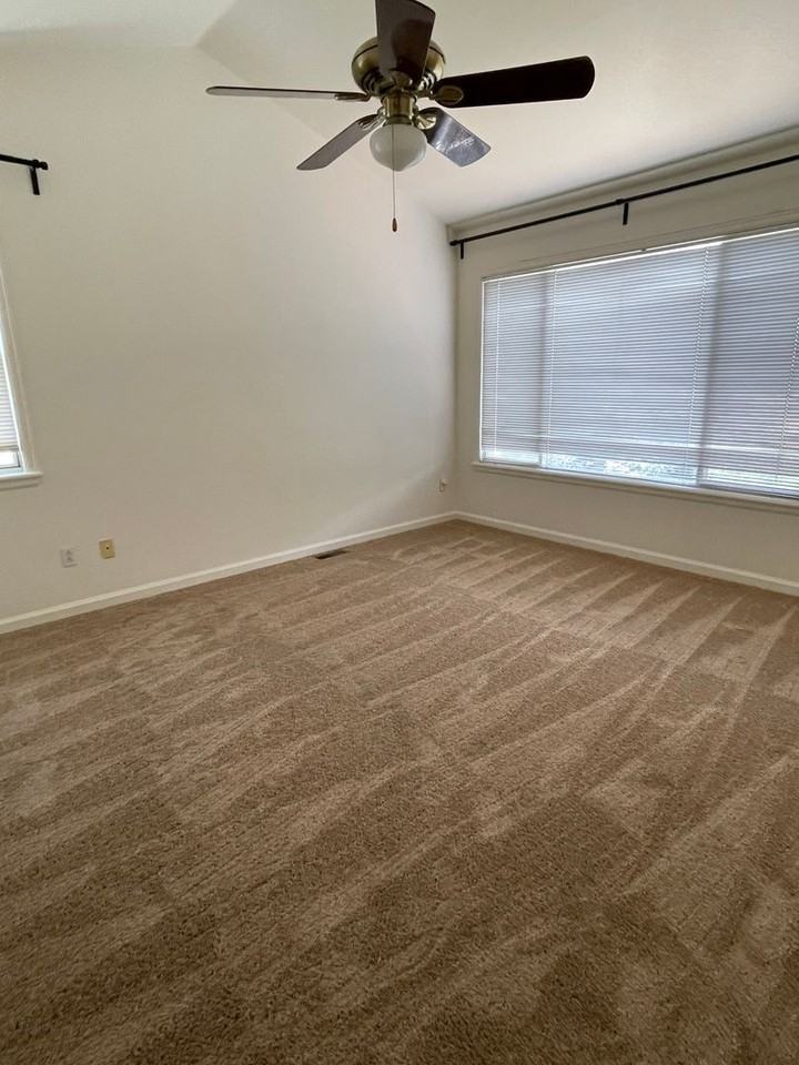 8669 Aberdeen Cir - Photo 7 of 11