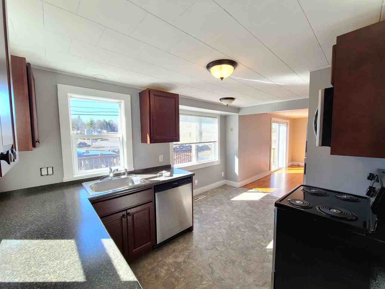 47 Emerson Rd - Photo 2 of 12