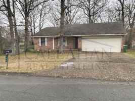 featured image of 205 Lynnewood Dr