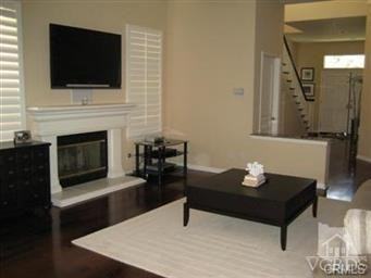 32216 Breezeport Dr - Photo 3 of 18