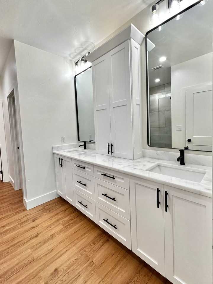 1812 Foothills Dr - Photo 6 of 17