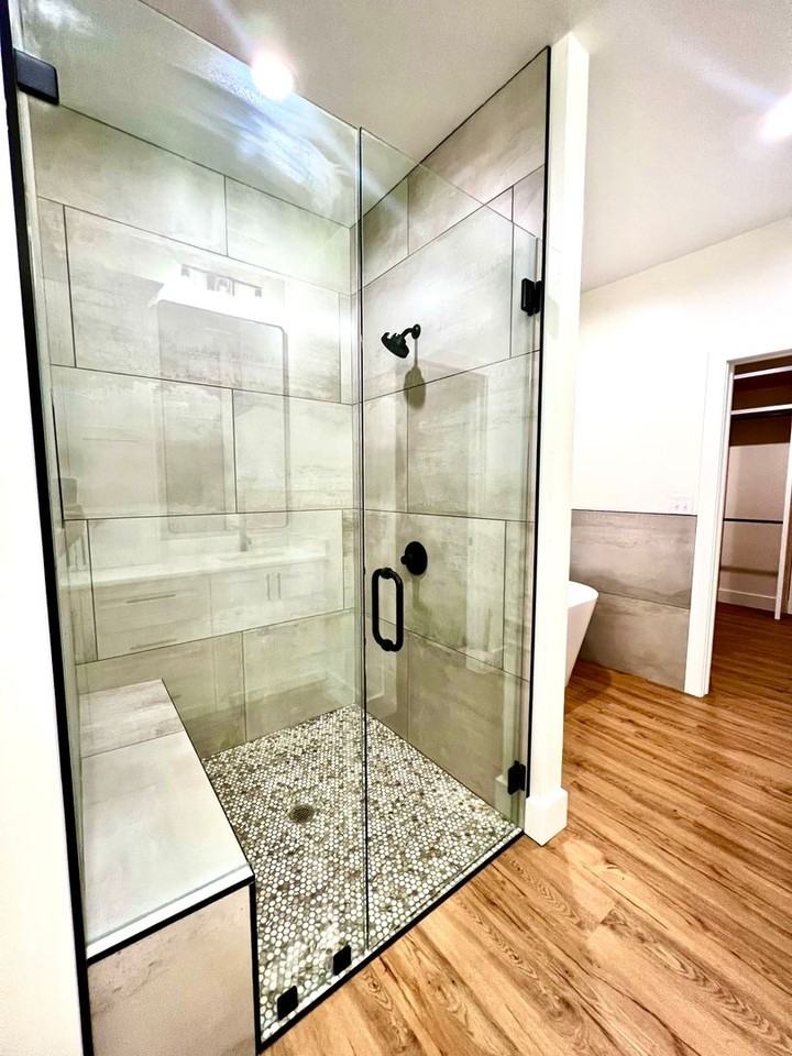 1812 Foothills Dr - Photo 7 of 17