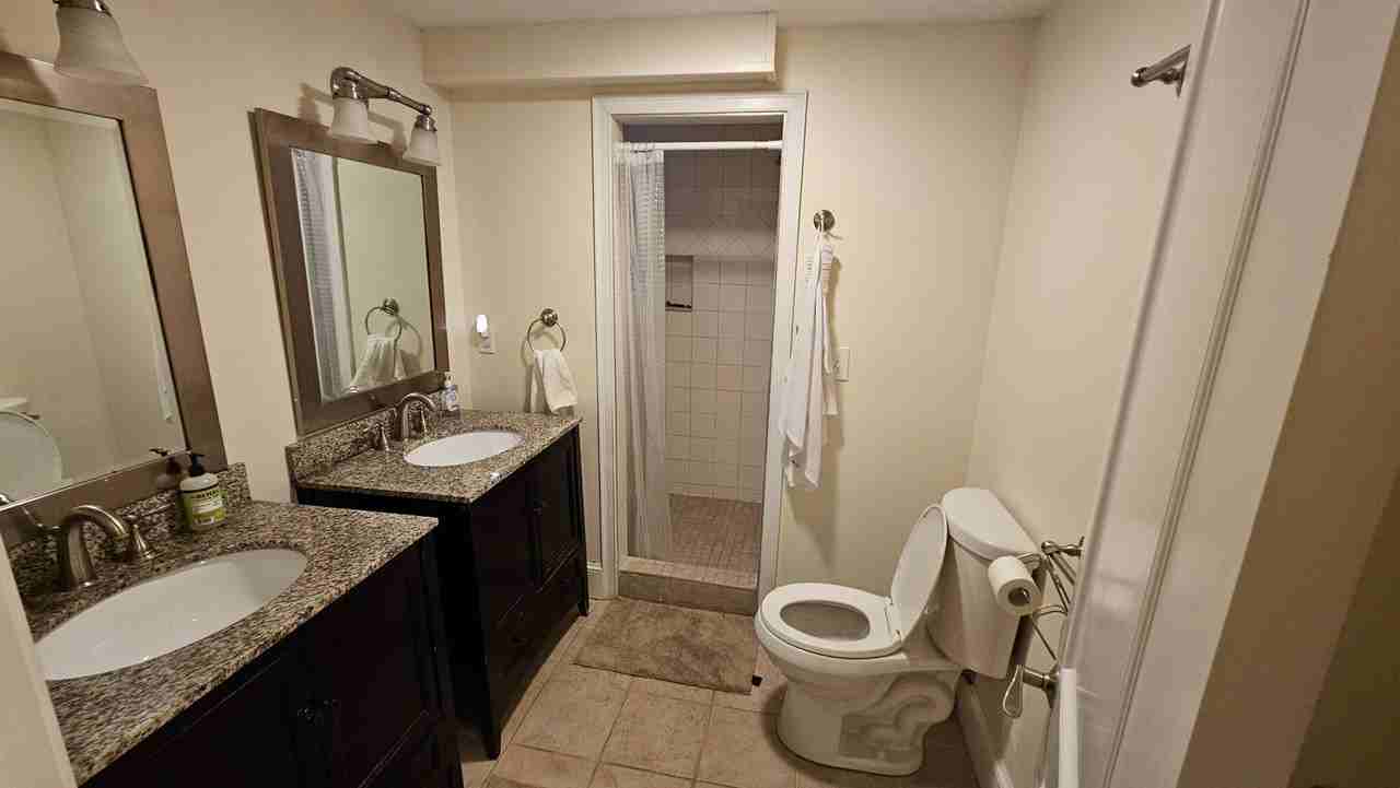 44 Greycliff Rd #202