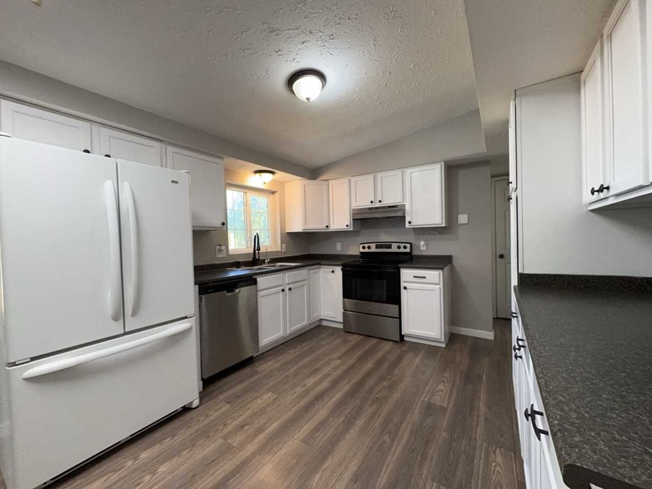 1397 Andrea Dr - Photo 7 of 25