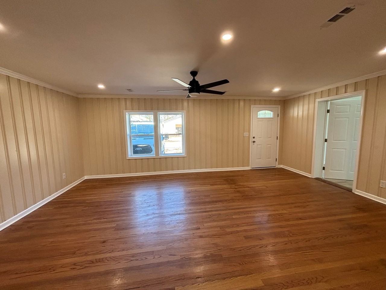 9511 Nc Highway 55 W - Photo 5 of 28