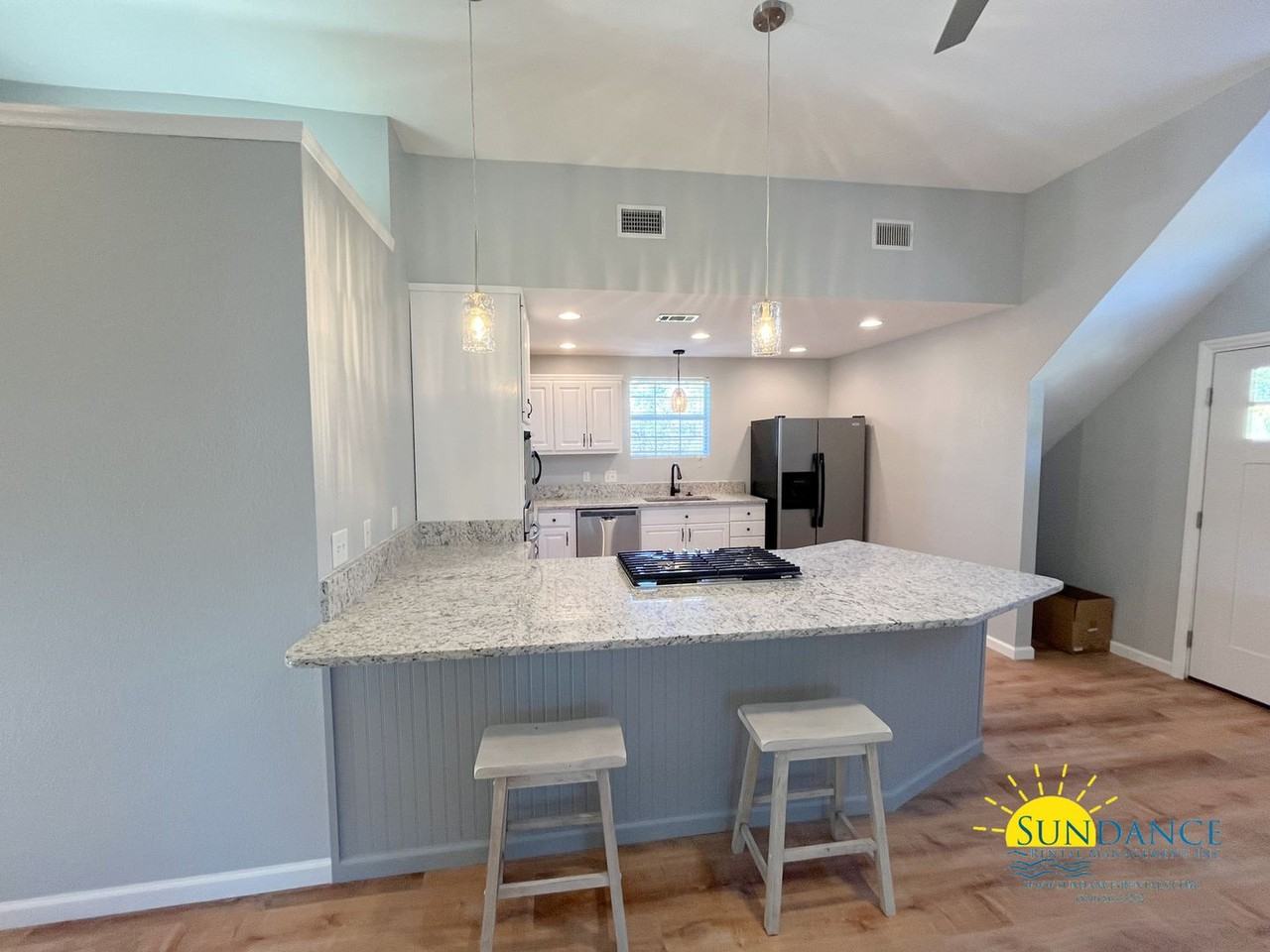 315 Reynolds Ave - Photo 6 of 20