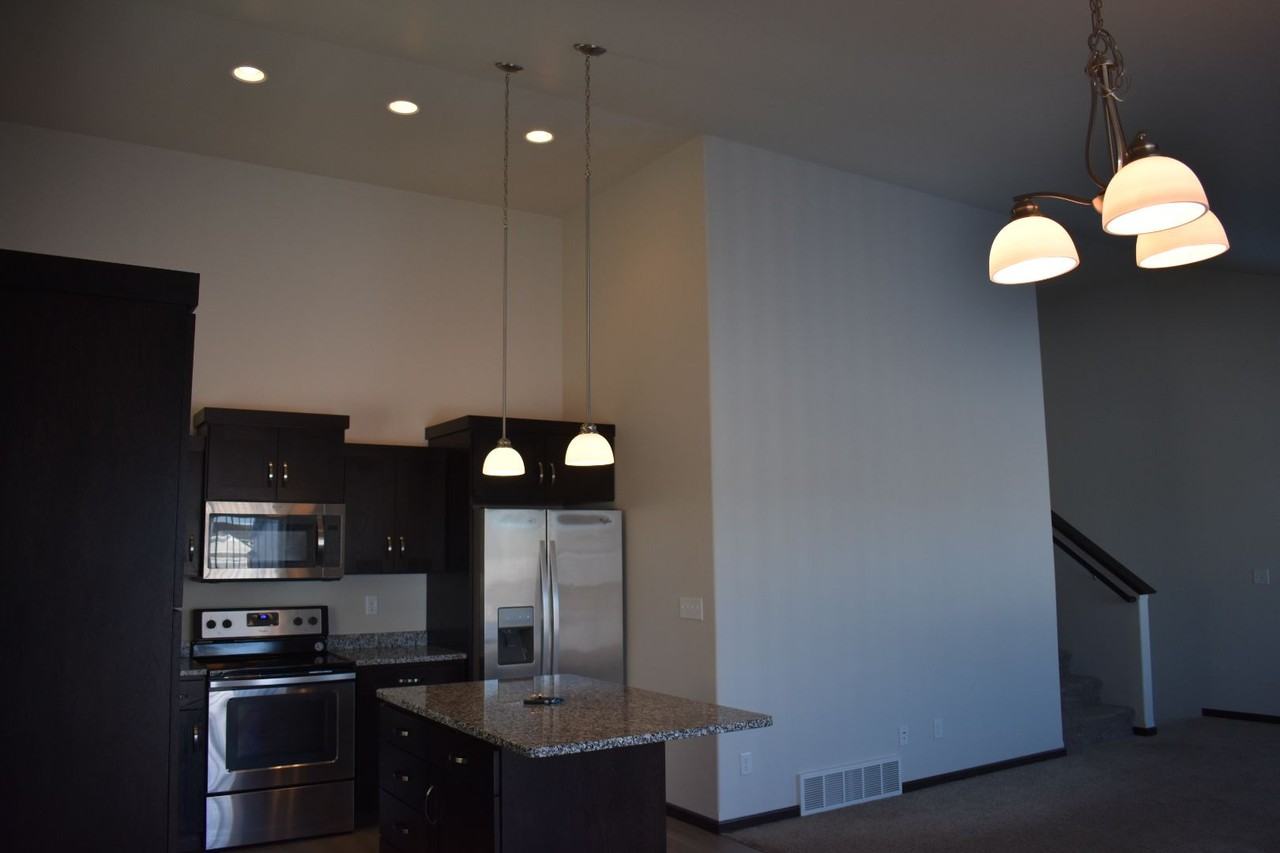 4556 12th St S - Photo 5 of 8