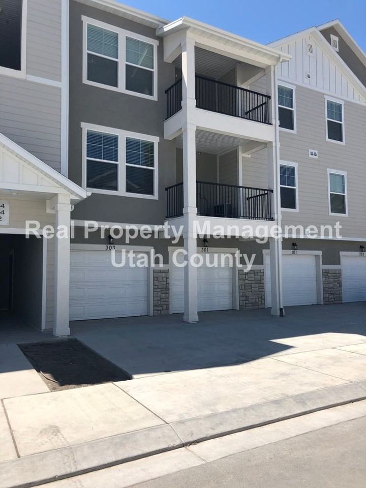 1761 W Terra Vista Ln #F203 - Photo 2 of 35