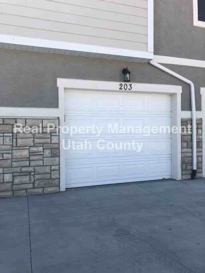 1761 W Terra Vista Ln #F203 - Photo 4 of 35