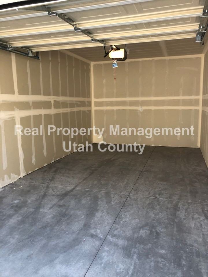 1761 W Terra Vista Ln #F203 - Photo 5 of 35