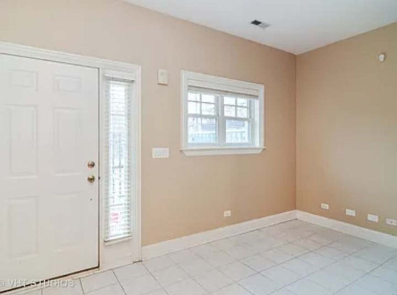 4325 W Peterson Ave - Photo 4 of 18