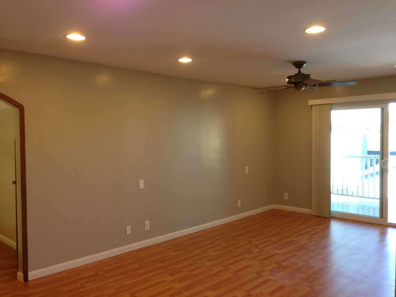4839 Cypress Avenue - Photo 3 of 9