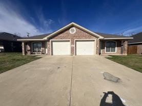 4205 Cambridge Dr - Photo 1 of 1