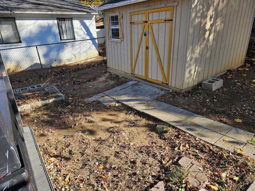 4510 Heath St - Photo 6 of 17