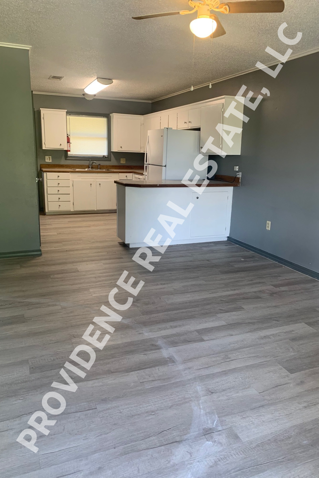 150 Lone Oak Rd #6 - Photo 2 of 6