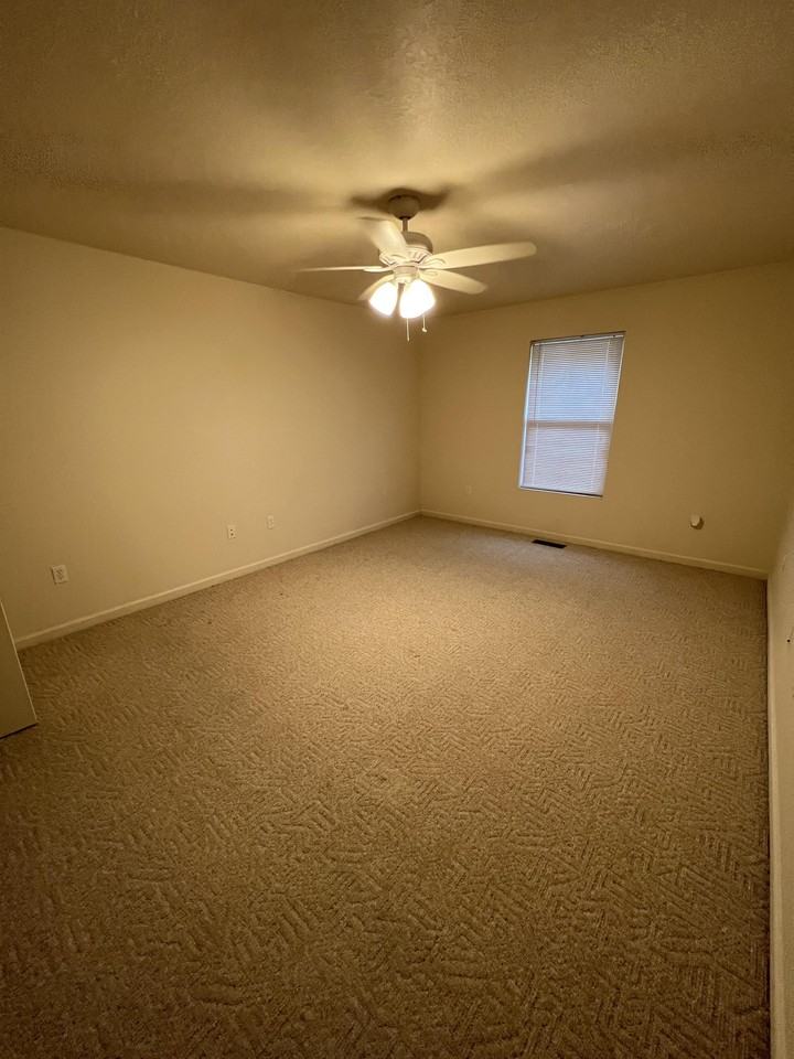 5222 Creekside Dr #1 - Photo 2 of 13